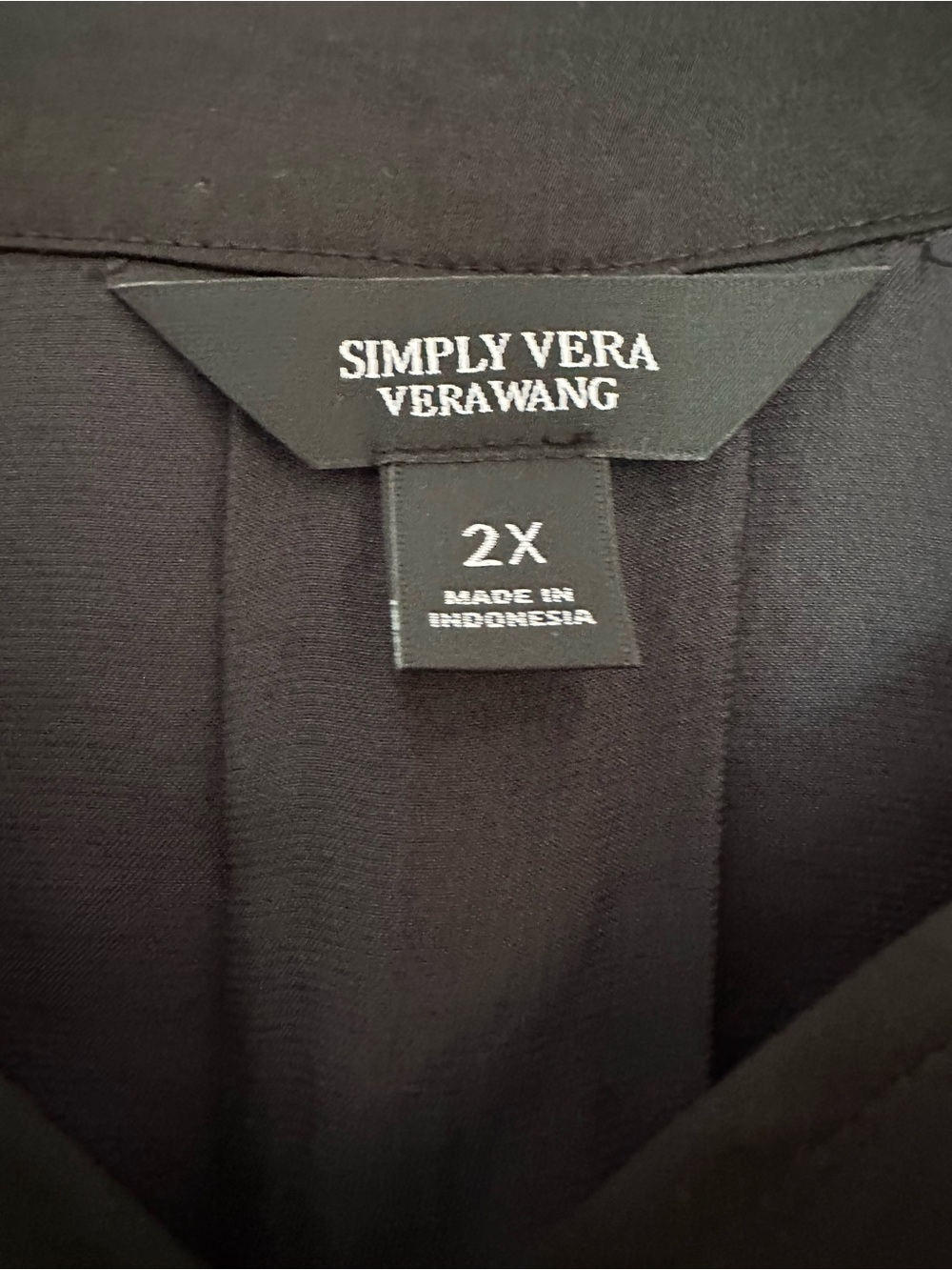 Simply Vera Black short sleeve blouse